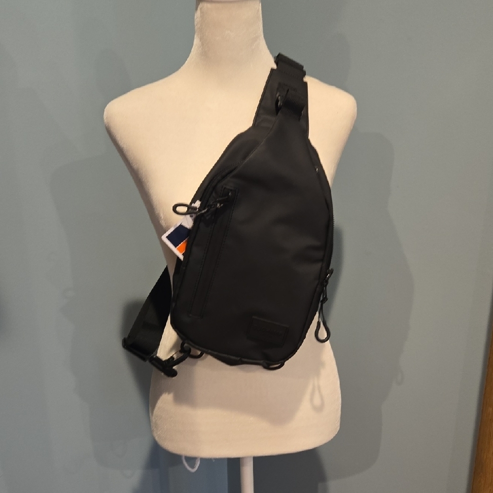 Duchamp Black Belt Bag Minimalist Design